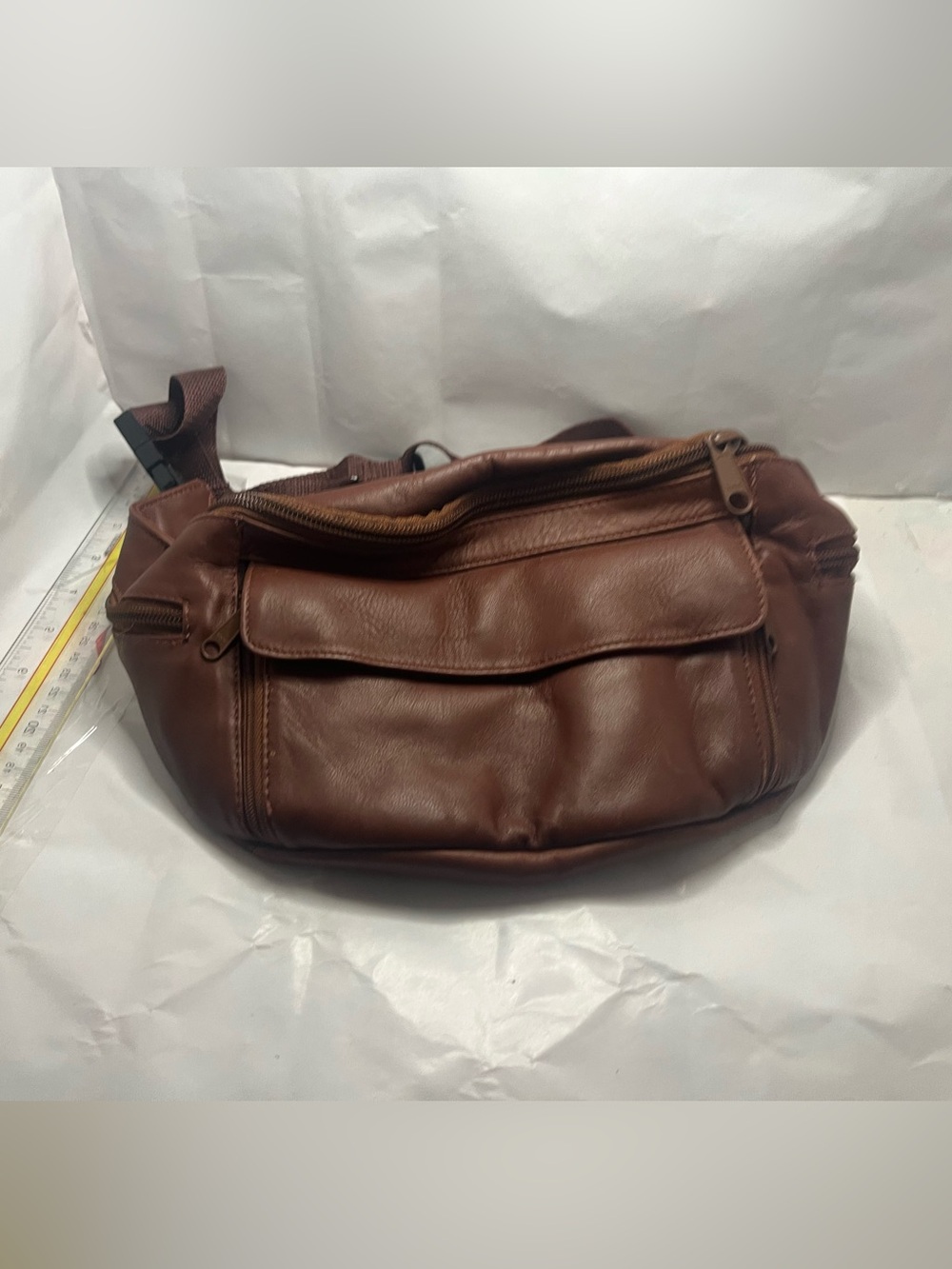 Men's Brown Leather Fanny pack lots of pockets